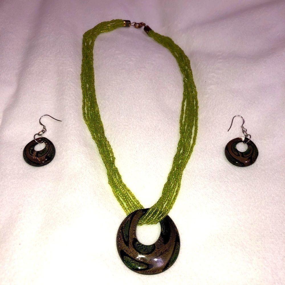 Glass Pendant Necklace with Earrings Set‎